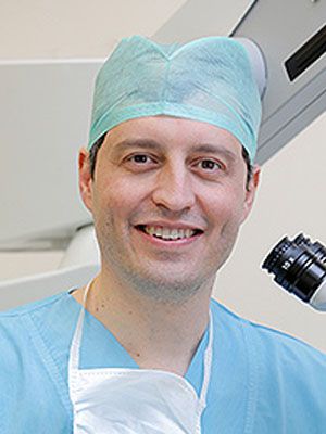 Dr. Barış Sönmez Hakkında