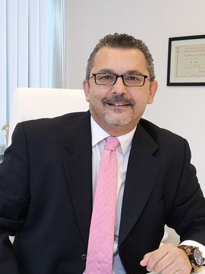 Prof. Dr. Bora Farsak