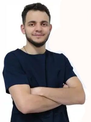 Trichologist Yilmaz