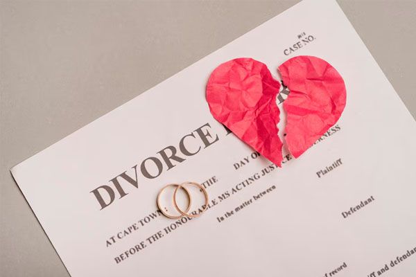fedi nuziali decreto di divorzio