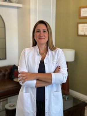 Dr Esra Ozbasli
