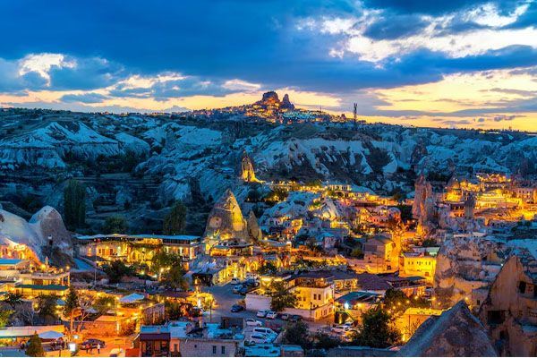Goreme City Twilight Cappadocia Turchia